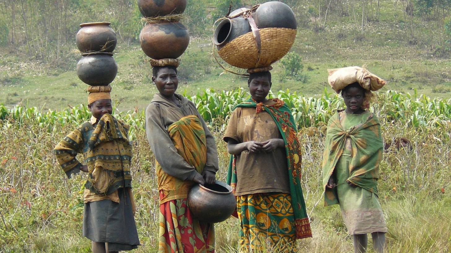 women in africa working