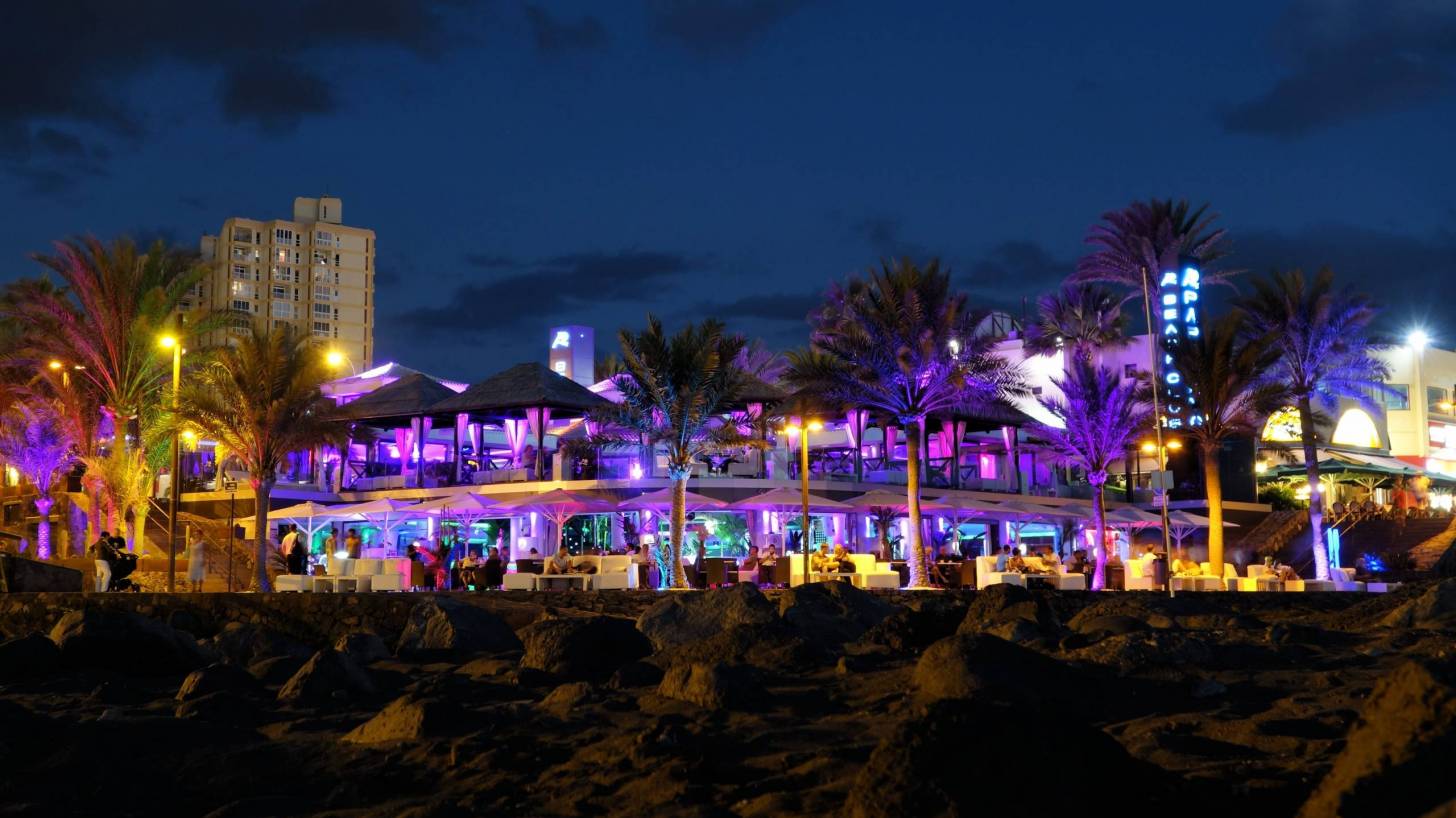miami beach night life bars and restaurants