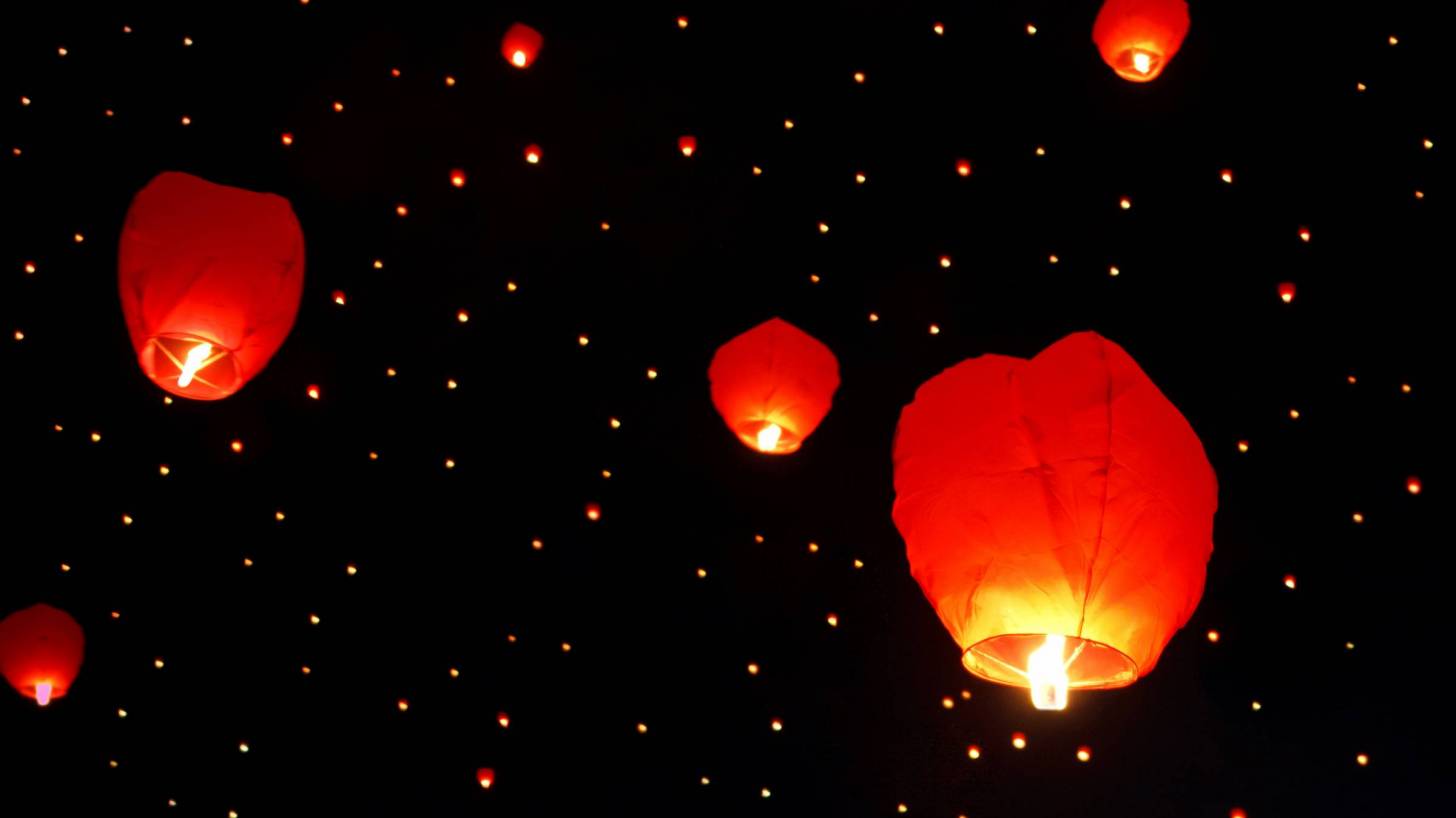 chinese flying lantern candles
