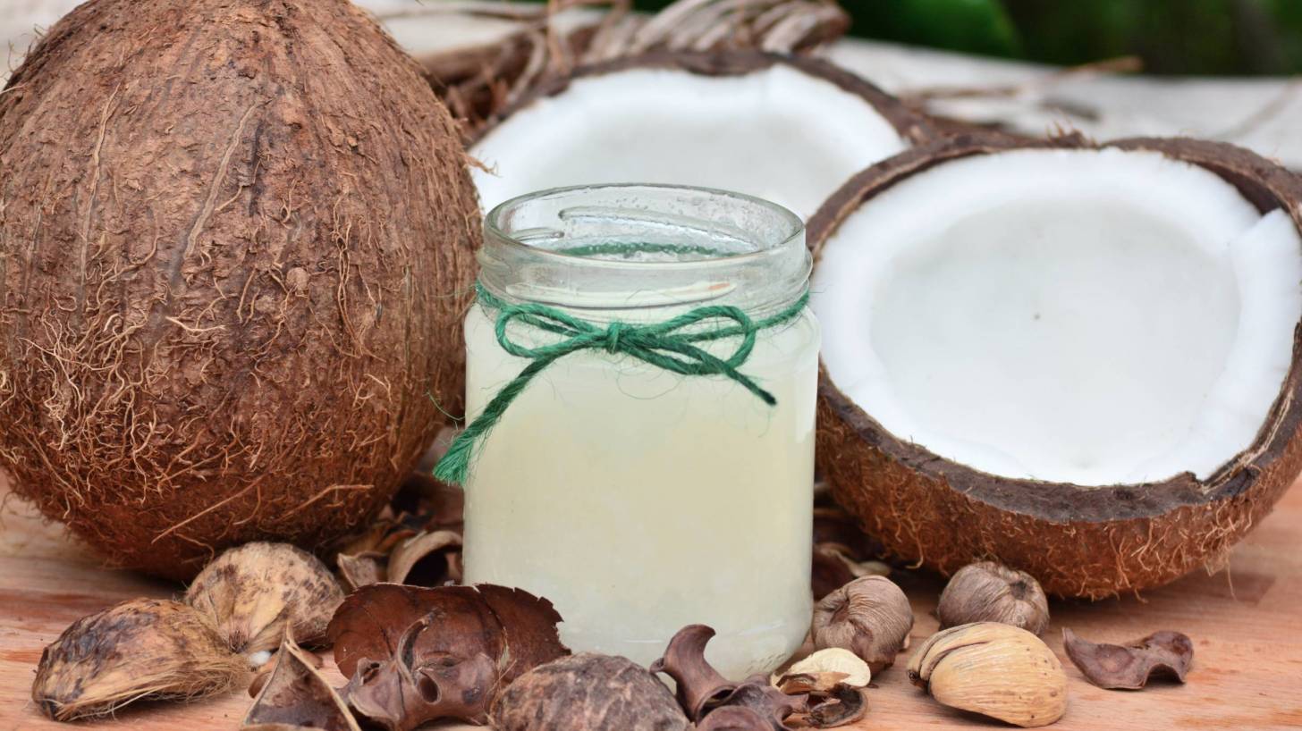 coconuts and coconut oil