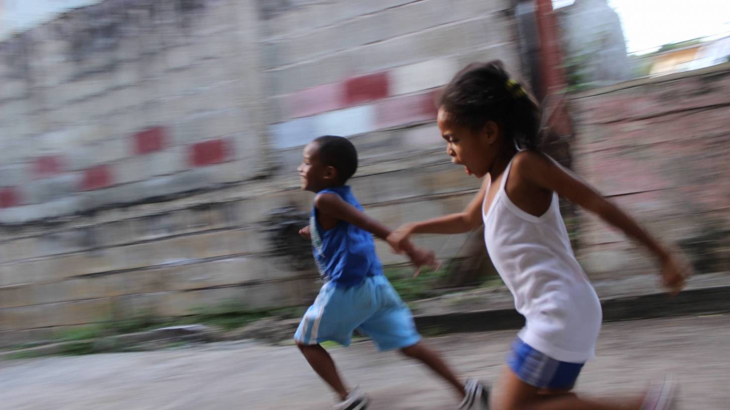 kids running and laughing healthy