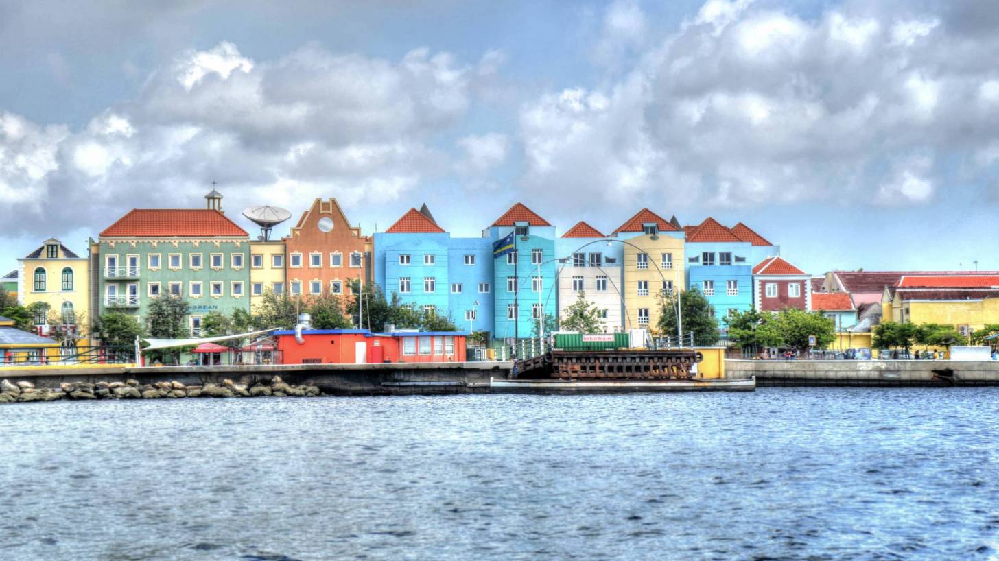 willemstad curacao, home port of Freewinds