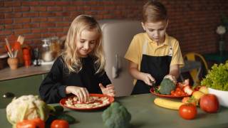 children cooking a healthy meal