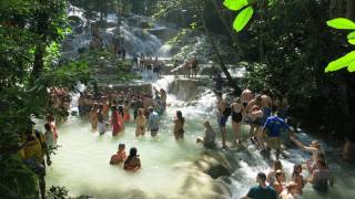 Jamaica dunn's river falls